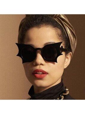 Bat-Wing Shaped Gothic Sunglasses